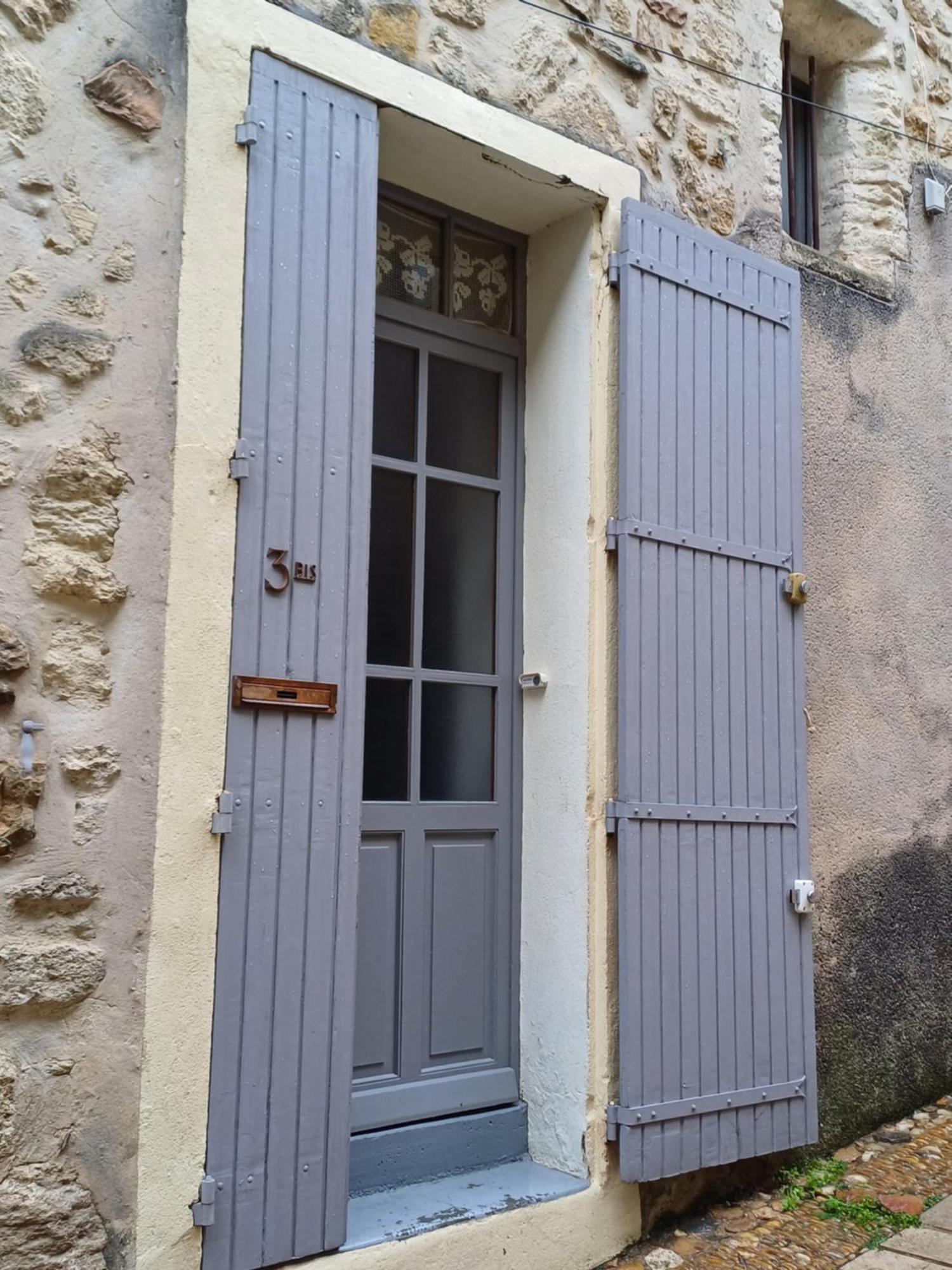 Chambre D Hotes Aramon Екстериор снимка